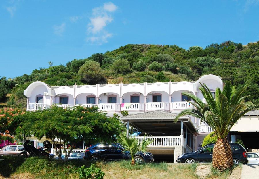 Hotel Olympiada Vrachos Exterior photo